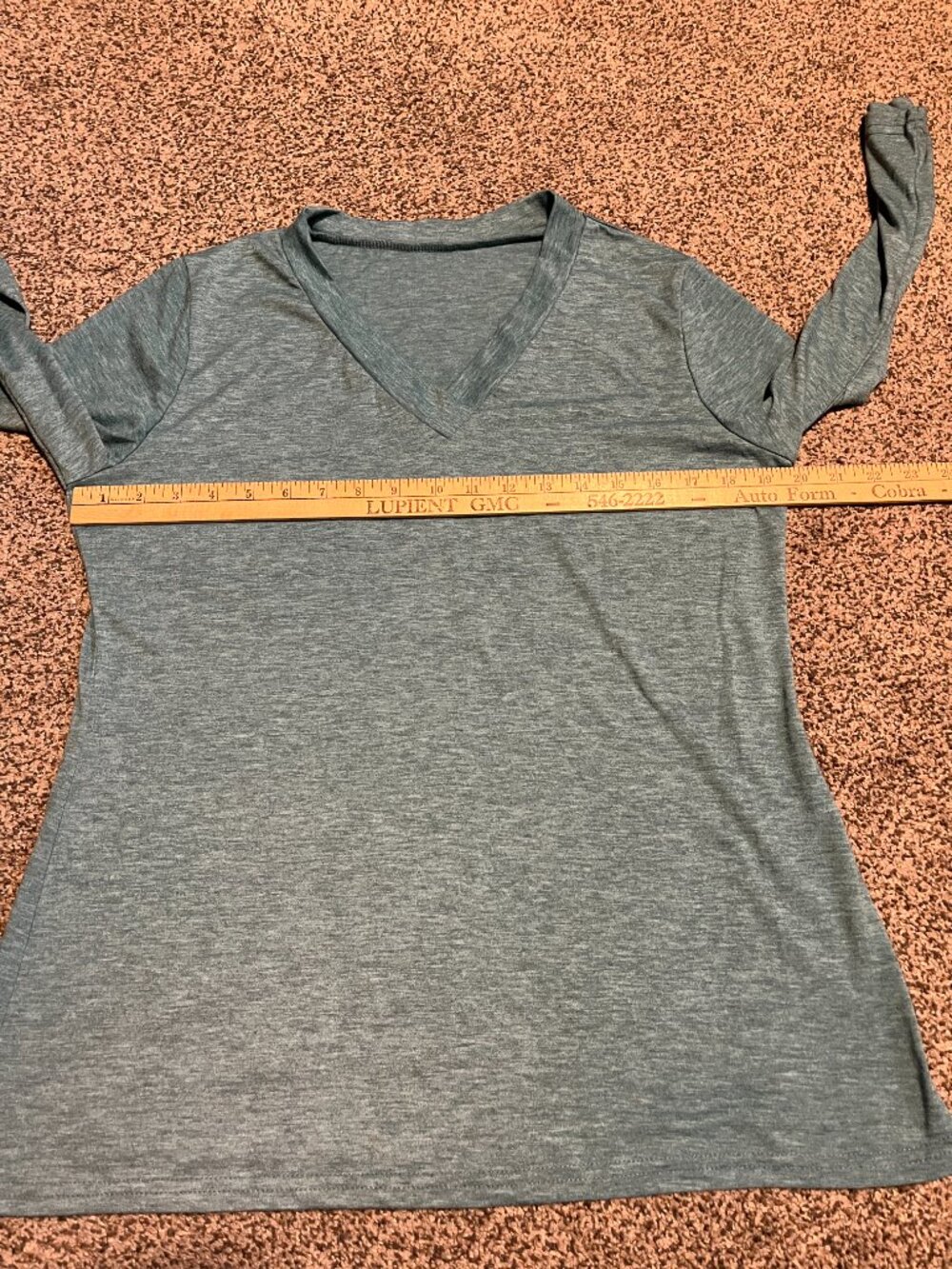 Teal V-Neck T-Shirt 3/4 Long Sleeve - Size Medium - Picture 3 of 6